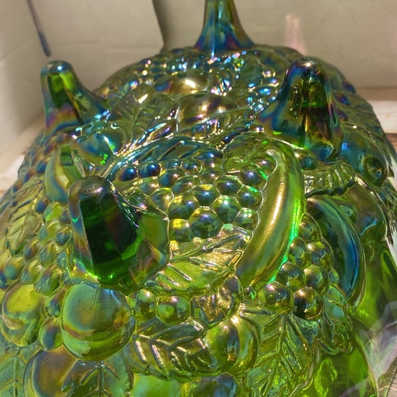 Vintage 1970s Indiana Harvest Iridescent Green Carnival Glass Oval Center Bowl - Picture 6 of 12